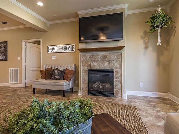 4th image of 3 Pebble Creek Dr N