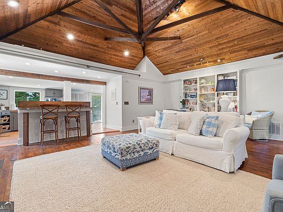 2nd image of 4010 Lower Roswell Rd