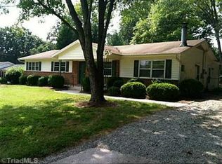 3413 Cloverdale Dr, Greensboro, NC 27408