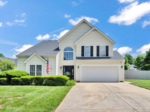 1627 Olde Carolina Ct, Graham, NC 27253