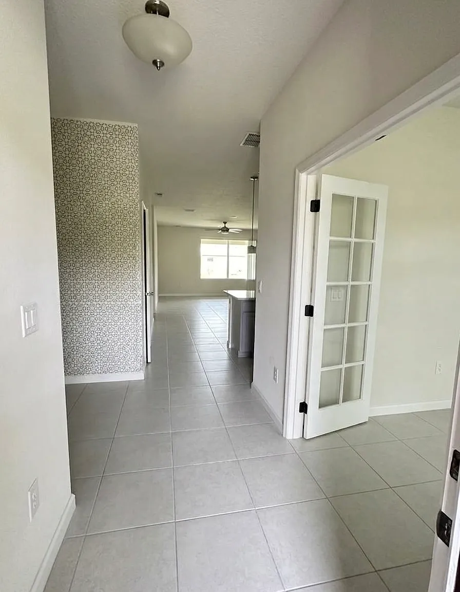 3 bed, 1752 sqft, $2,492 — Photo 4