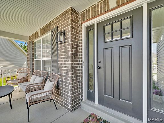 3rd image of 936 Little Fieldstone Ct