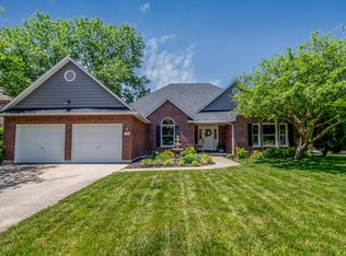 5101 Rosewood Ct, Columbia, MO 65203