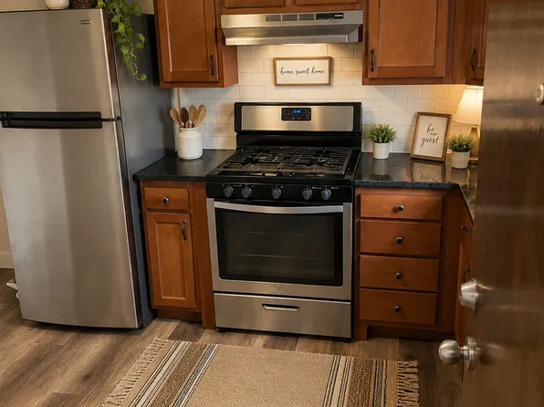 122-124 West Main Street LLC., 122 W Main St APT 9, Georgetown, MA 01833