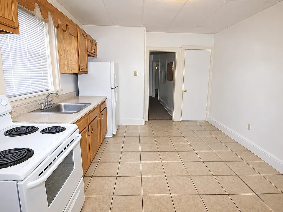 233 N Neville St