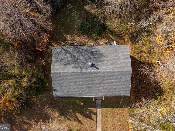 3rd image of 63 Siegtown Rd