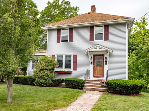 17 Davis Ave, Brockton, MA 02301