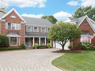 409 Hudson Ave, Clarendon Hills, IL 60514