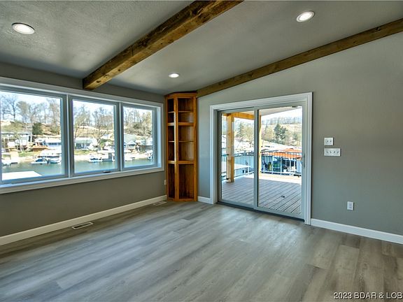 3rd image of 30921 Wexford Ln