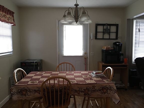 2nd image of 314 N 1st St