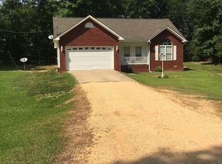 301 Brookview Dr, Hamilton, AL 35570