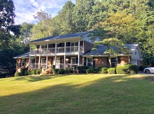 7685 Ryefield Dr, Sandy Springs, GA 30350