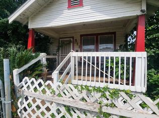 332 Pennsylvania St, Houston, TX 77029