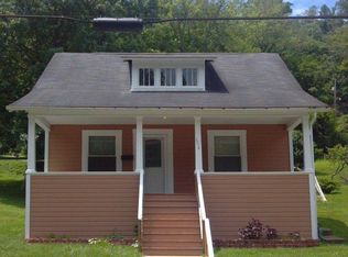 604 Maple Ave, Grafton, WV 26354
