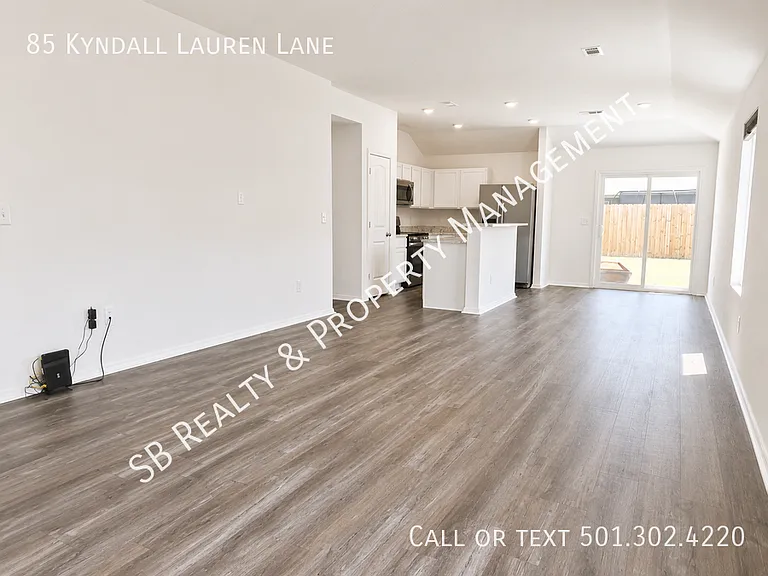 85 Kyndall Lauren Ln — Photo 2