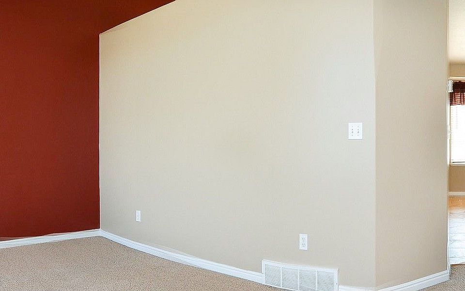 2nd image of 303 E 1150 N