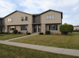 720 Sojourn Rd, New Lenox, IL 60451