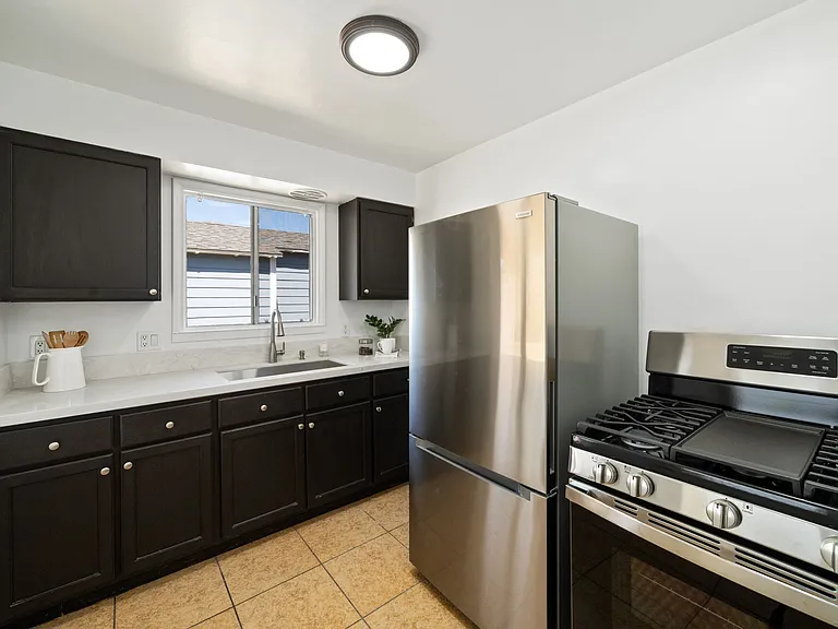 4110 E Vermont St #1/2 — Photo 4