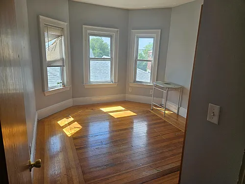 17-19 Wareham St #3 Photo 1 17-19 Wareham St #3 Photo 1