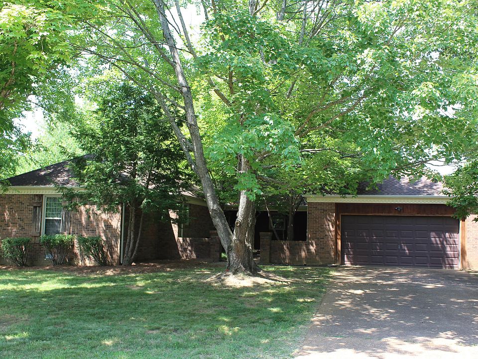 1st image of 2129 Tanglewood Ct