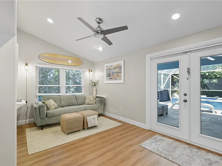 9575 Frangipani Dr — Photo 24