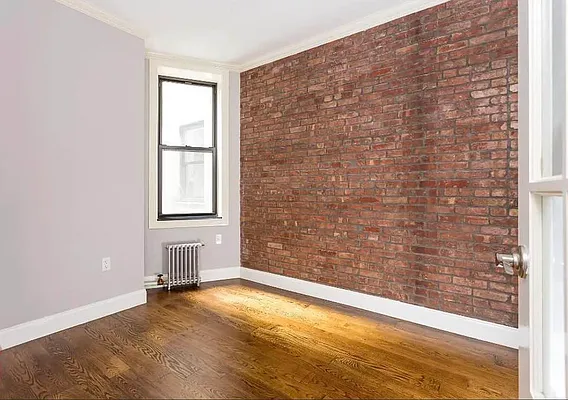 Rented by Century 21 Premier  | media 16