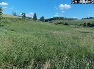 4885 Oldtown Valley Rd SW, New Philadelphia, OH 44663