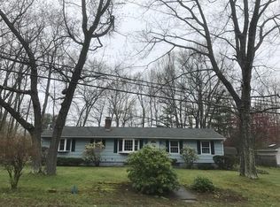 25 Valley Hill Dr, Holden, MA 01520