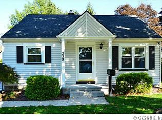 238 Oakwood Rd, Rochester, NY 14616