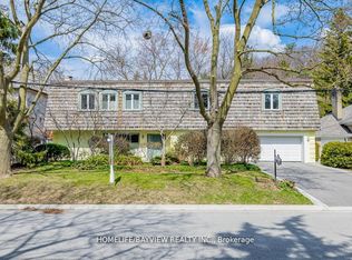 46 Plymbridge Rd #C12, Toronto, ON M2P 1A3