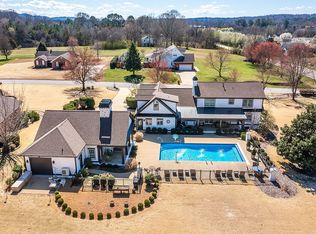 9703 Frost Creek Dr, Ooltewah, TN 37363
