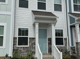 1616 Granby Heights Dr, Winston Salem, NC 27103