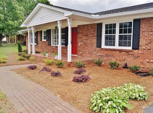 774 Sedge Garden Rd, Kernersville, NC 27284