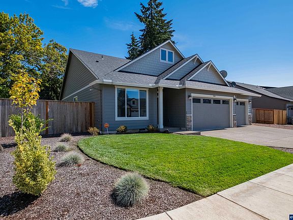 2nd image of 1161 Charming Pl NW