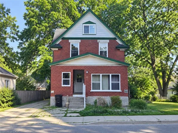 77 Cedar St S, Kitchener, ON N2G 3L6