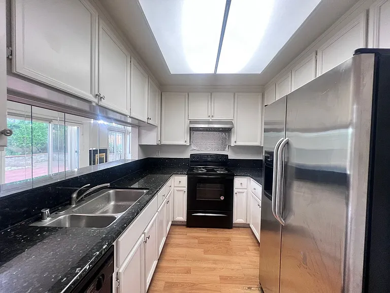 41 Jacklin Cir — Photo 12