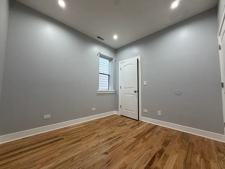 2416 W Gladys Ave #2 — Photo 5