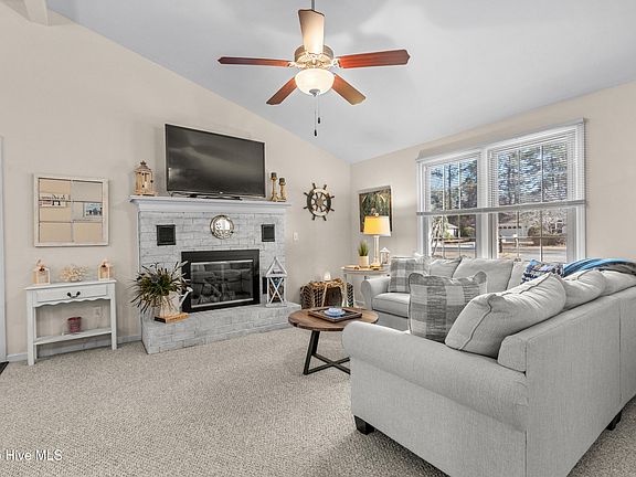4th image of 3 Sunrise Court