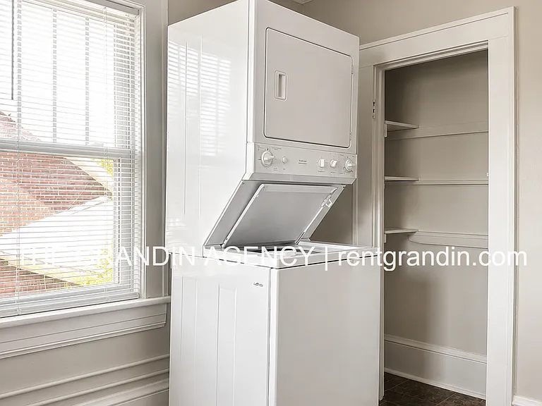 2818 Burton Ave NW #A — Photo 8