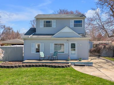 9321 Lincoln St, Taylor, MI, 48180