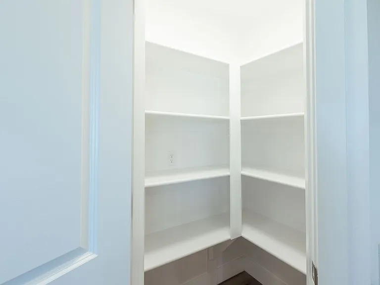 3717 Razor Cir — Photo 8