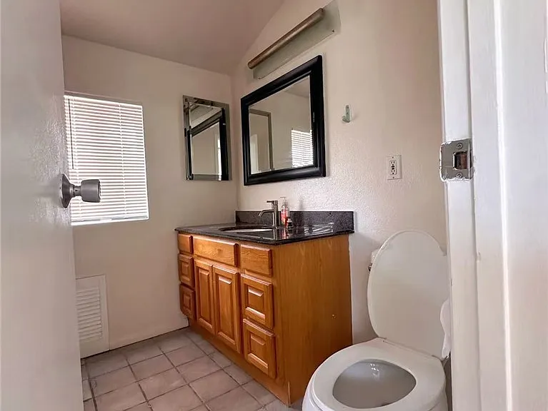 402 Bregante Dr — Photo 11