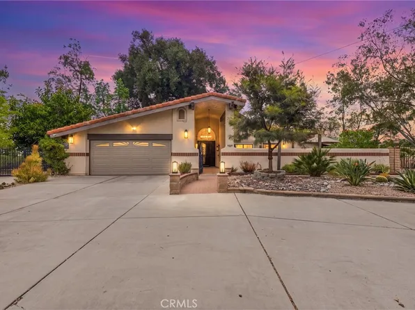 31016 E Sunset Dr N, Redlands, CA 92373