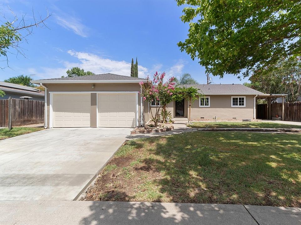 2nd image of 2033 W San Luis Way