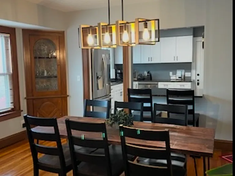 1565 Roycroft Ave — Photo 14