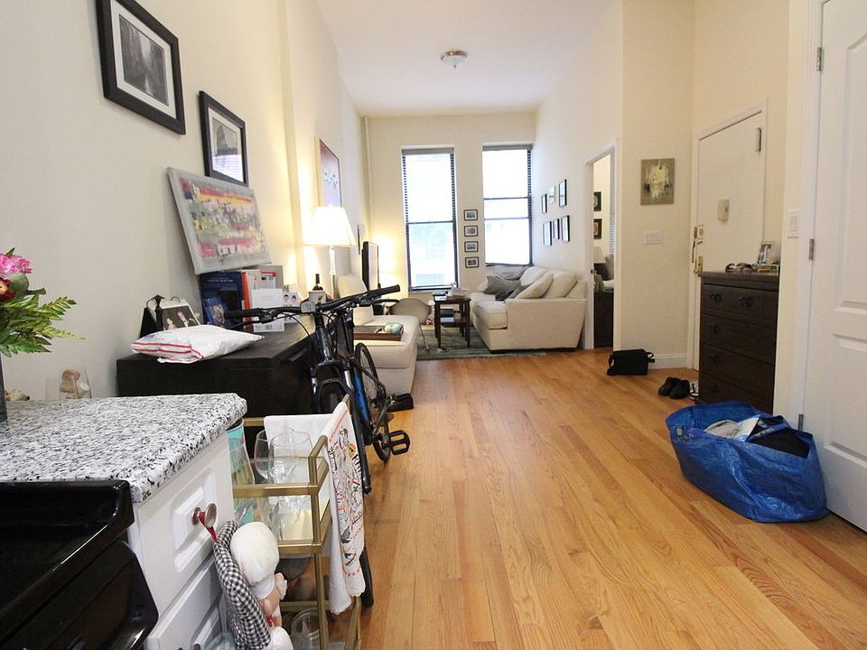 1st image of 113 W 70th St APT 2A
