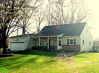 885 Waverly Rd, Dimondale, MI 48821