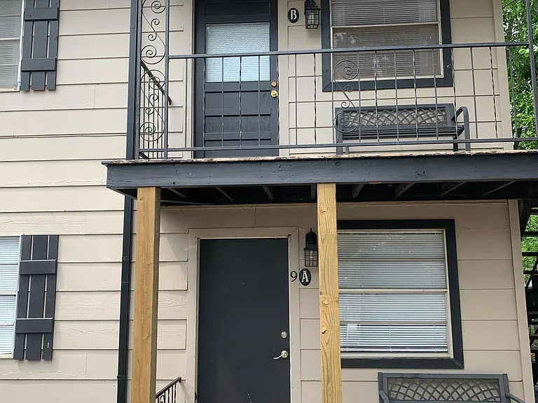 9 E Thatcher St #A — Photo 5