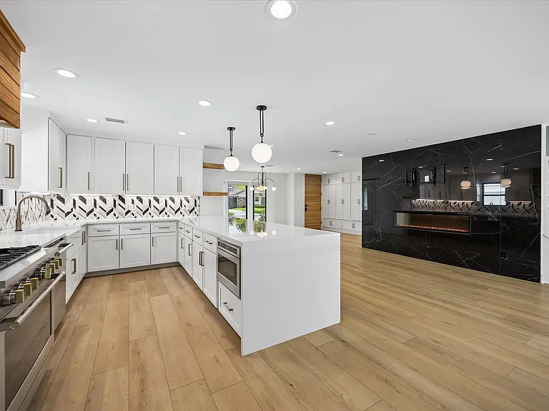 12510 Mooreknoll Ln — Photo 5