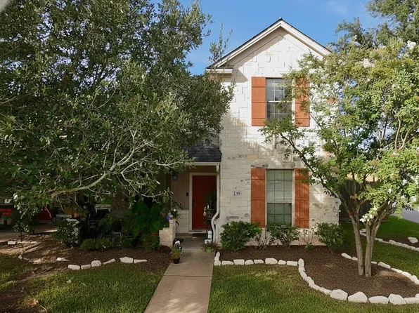 139 Kleine Ln, College Station, TX 77845